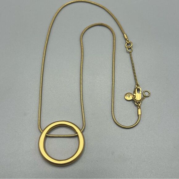 Madewell Gold Open Circle Pendant Necklace - Picture 2 of 3